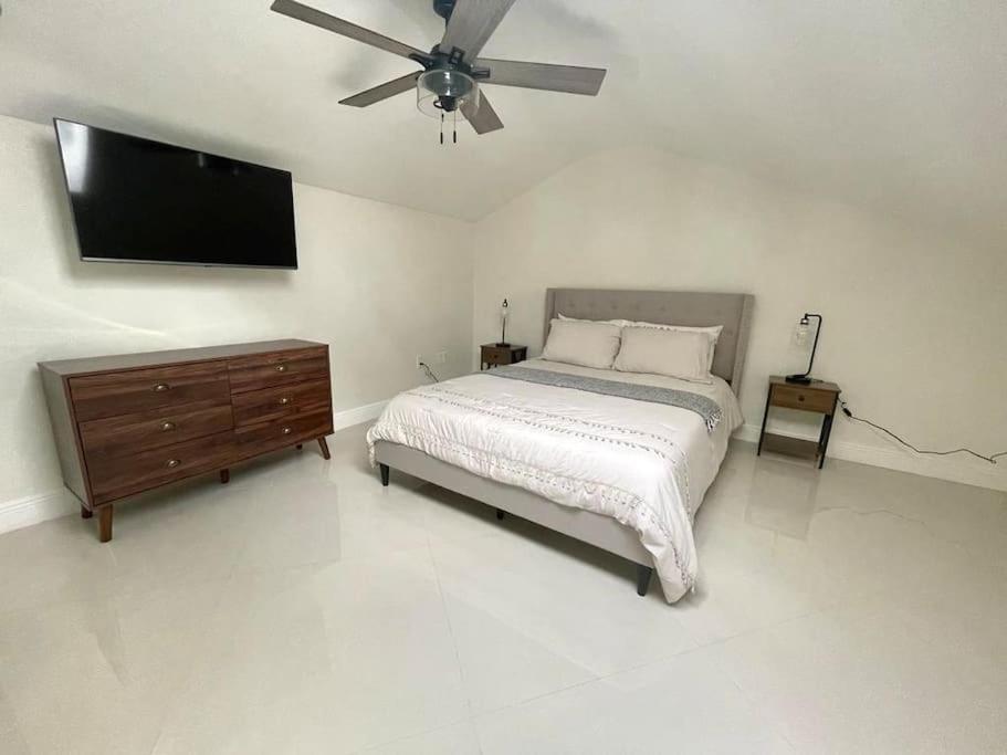 Vila Stylish 3/2 Getaway! Near Theme Parks! Lakeland Exteriér fotografie
