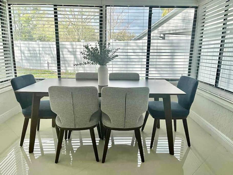 Vila Stylish 3/2 Getaway! Near Theme Parks! Lakeland Exteriér fotografie